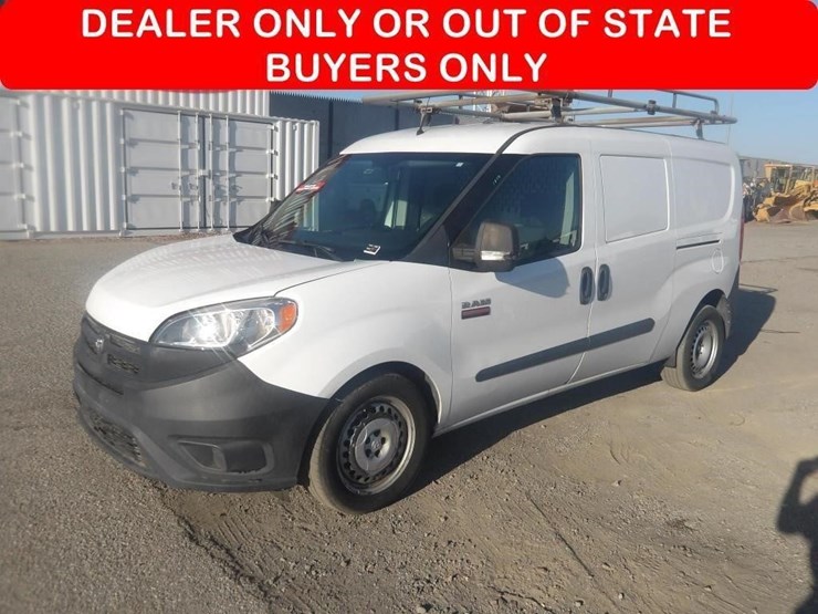 2016-ram-promaster-city-image-1