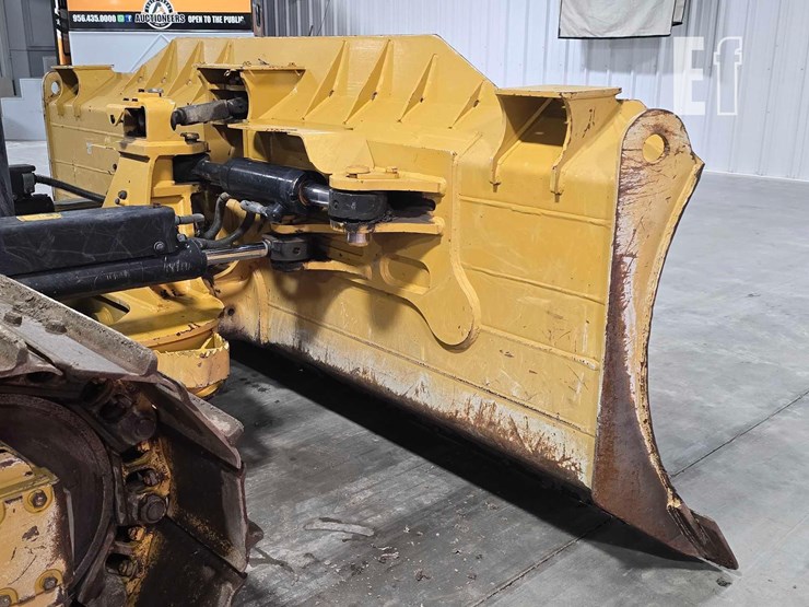 2021-caterpillar-d4-lgp-image-11