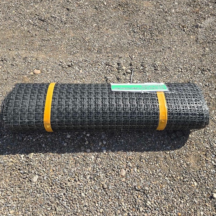 BLACK PLASTIC MESH SAFETY FENCING ROLL
