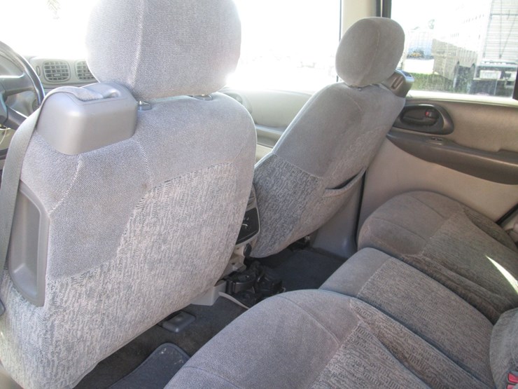2003-chevrolet-trailblazer-image-21