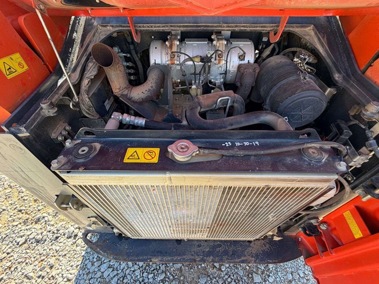 2019-kubota-svl75-2-image-7