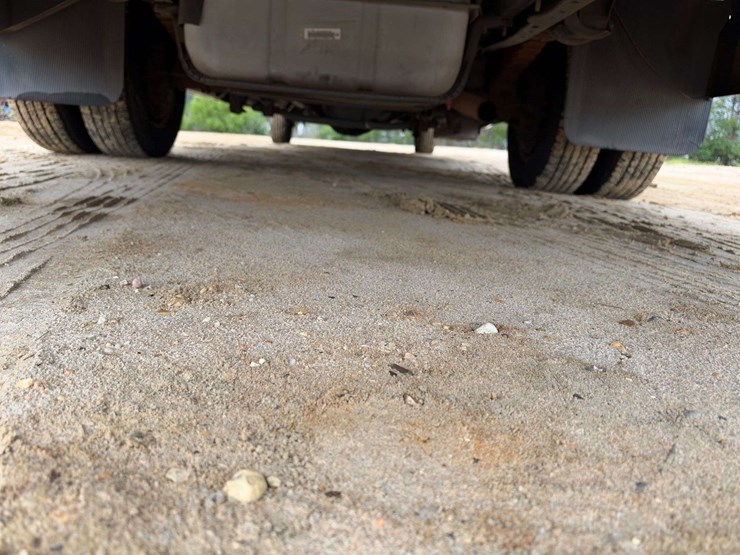 2014-ford-e450-image-23