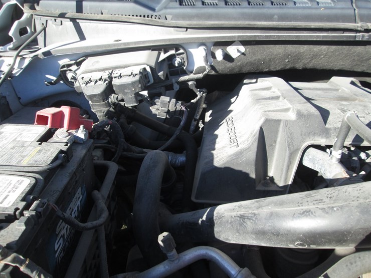 2017-ford-f150-image-16