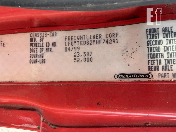 2000-freightliner-fl112-image-19