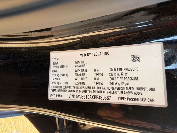 2023-tesla-model-s-4-door-sedan-(33,455-miles)-image-24