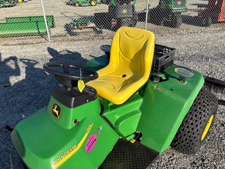 2018-john-deere-2018-image-13