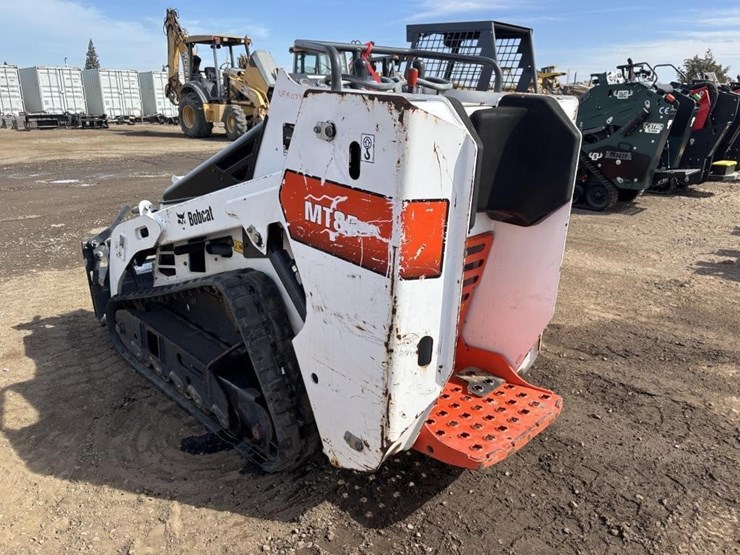2018-bobcat-mt85-image-4