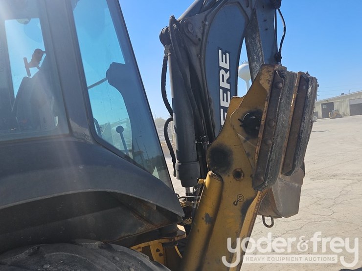 2018-deere-410l-image-18