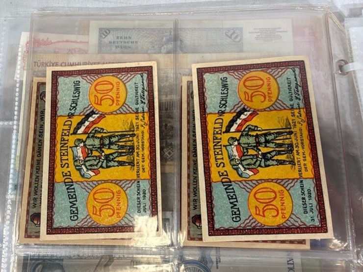 #40311-•-foreign-currency-bank-notes-image-42