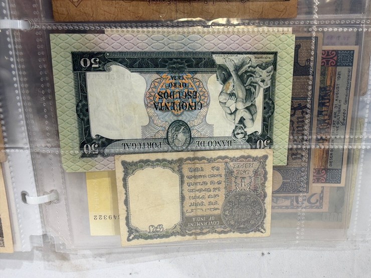 #40307-•-foreign-currency-bank-notes-image-51