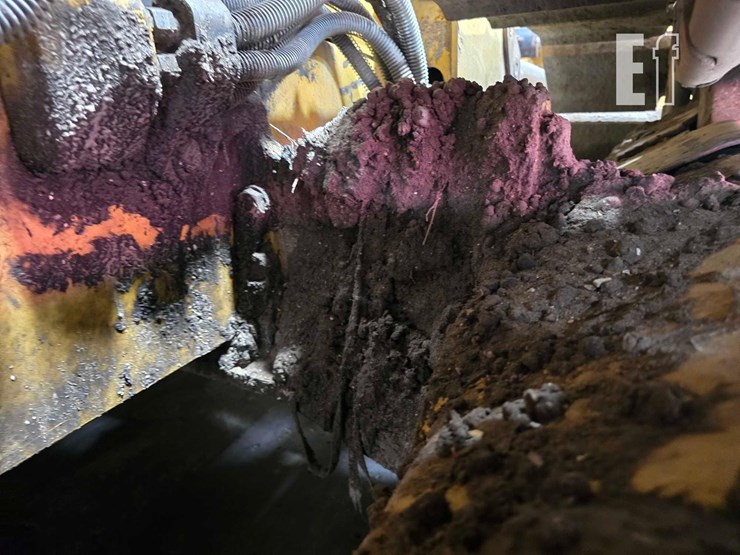 2021-caterpillar-d3-lgp-image-38