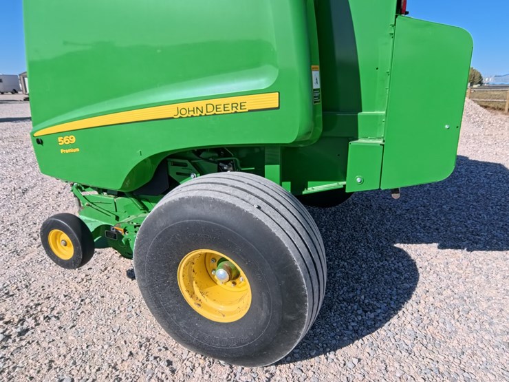 john-deere-569-premium-image-21