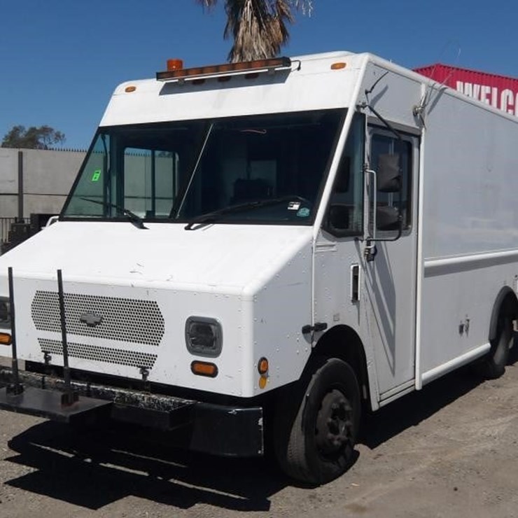 2002 WORKHORSE W62