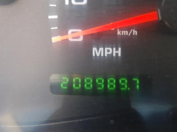 2002-ford-f450-image-23