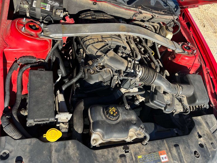 2014-ford-mustang-2-door-coupe-(232,492-miles)-image-10
