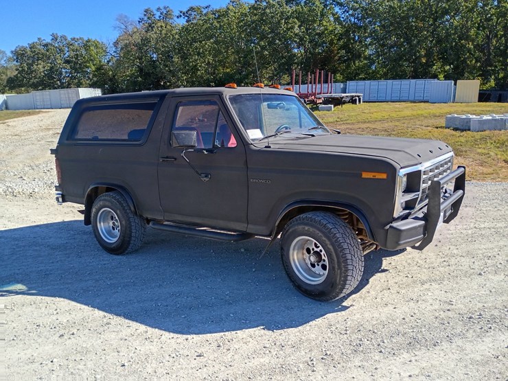 1980-ford-bronco-image-12