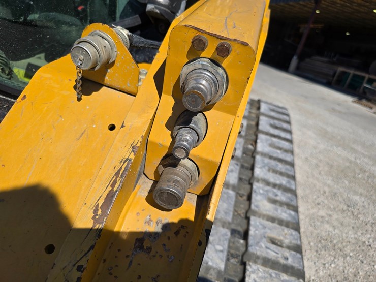 2016-caterpillar-289d-image-17