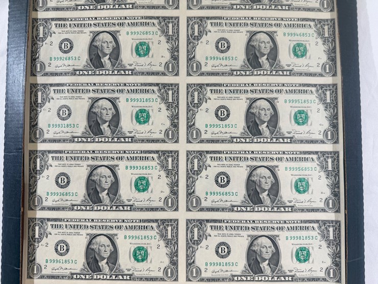 #40128-•-1/2-sheet-uncirculated-1981-dollar-bills-image-6