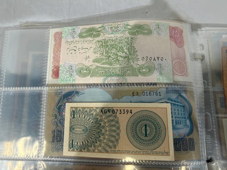 #40310-•-foreign-currency-bank-notes-image-77