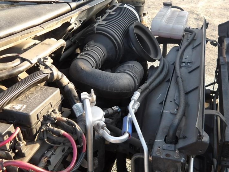 2006-chevrolet-c4500-utility-truck-image-13