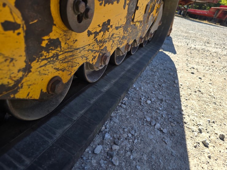 2016-caterpillar-289d-image-25