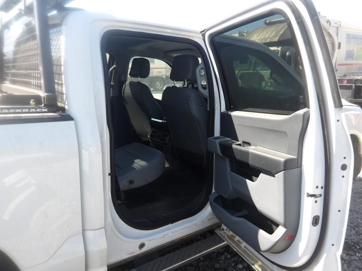 2023-ford-f150-image-13