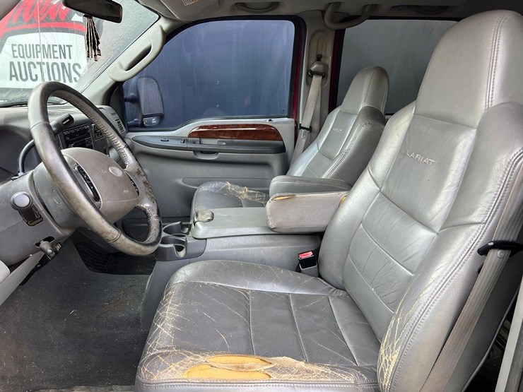 2004-ford-f350-image-16