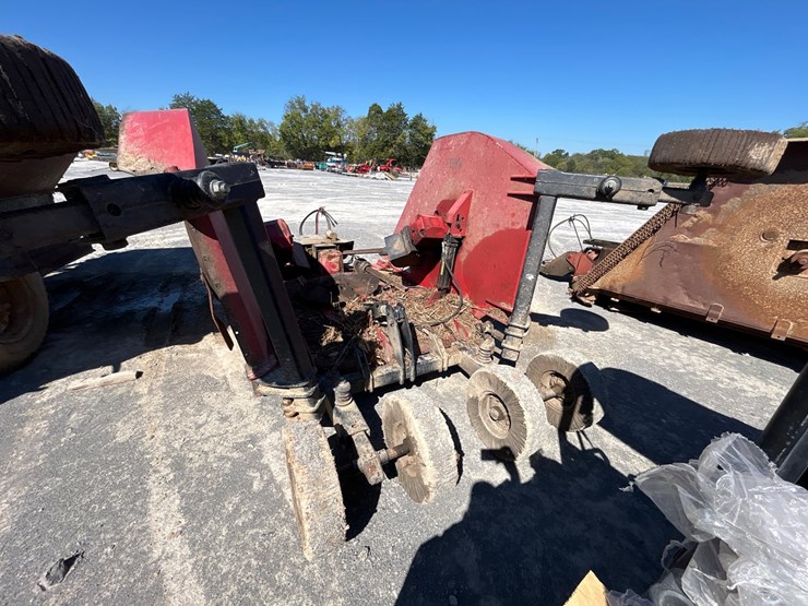 bush-hog-2715-image-5