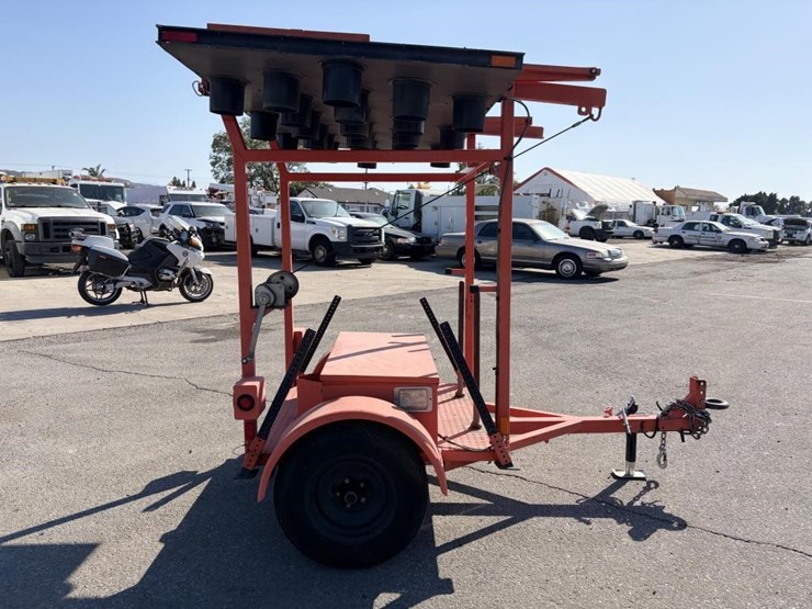 2011-myers-&-sons-gb4001-arrowboard-trailer-image-6