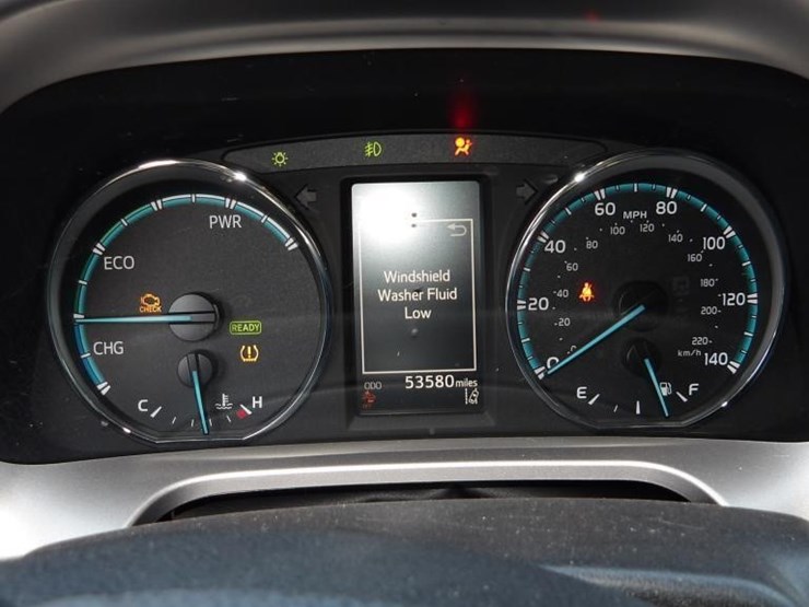 2018-toyota-rav4-xle-image-20