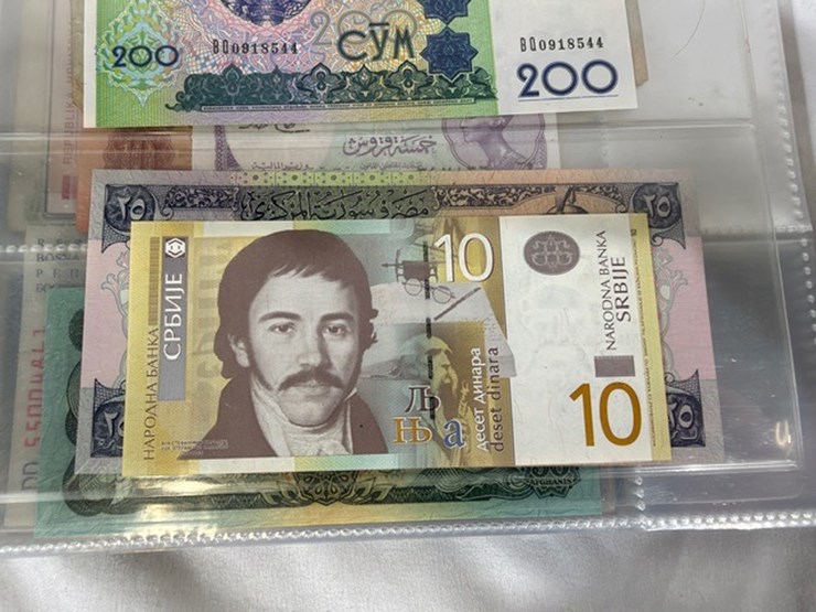 #40309-•-foreign-currency-bank-notes-image-90