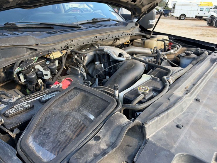 2023-ford-f450-image-8