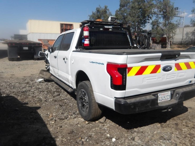 2023-ford-f150-image-4