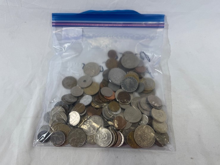 #40146-•-bag-of-foreign-coins-image-19