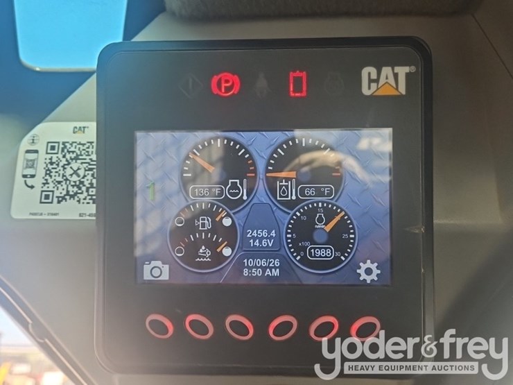 2021-caterpillar-299d3-image-33