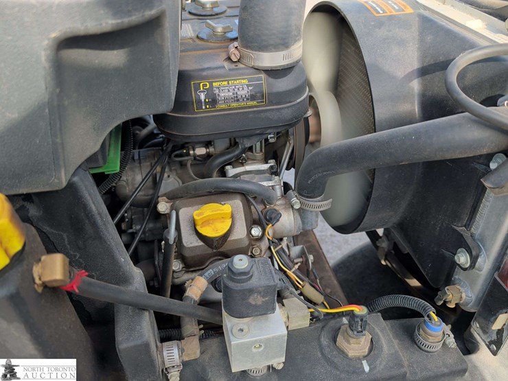2015-john-deere-2500-image-29