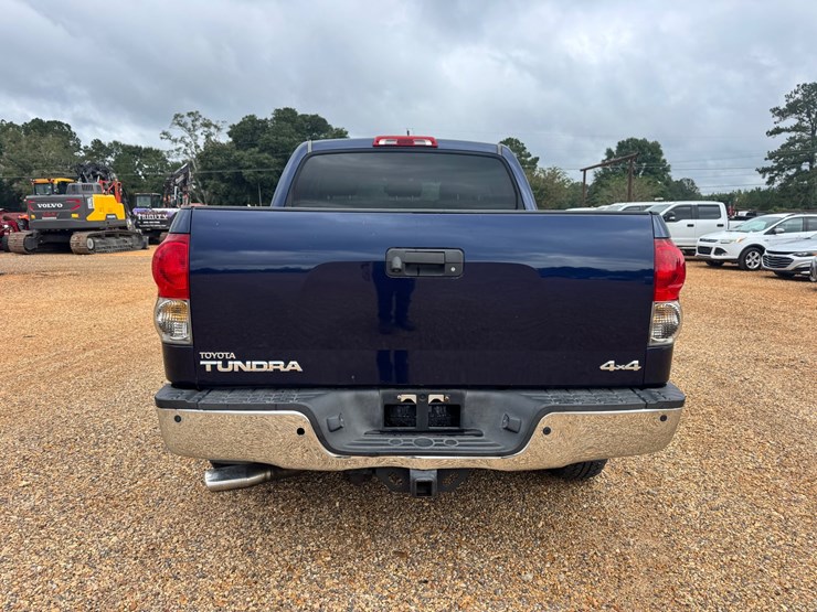 2008-toyota-tundra-image-4
