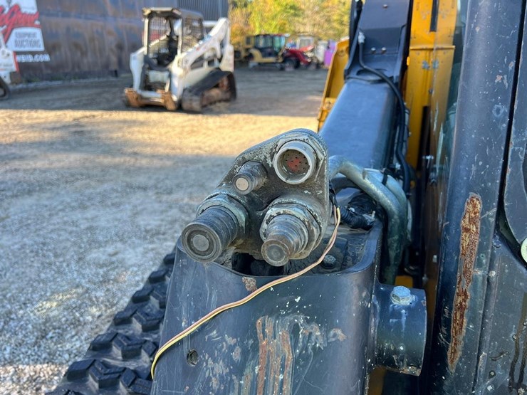 2019-jcb-270t-image-11