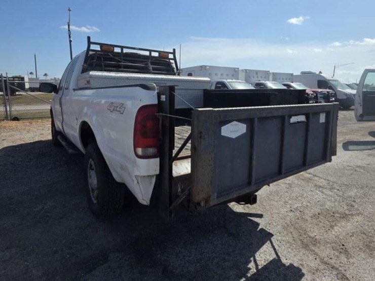 2006-ford-f250-image-4