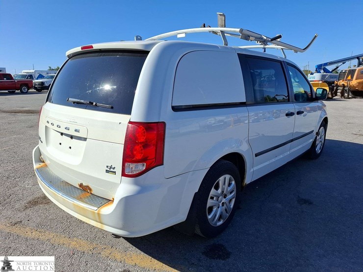 2014-ram-c/v-tradesman-image-5