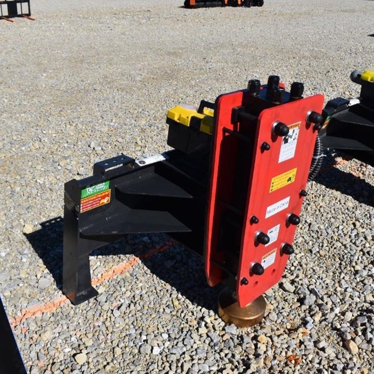 RAYTREE 680 HYDRAULIC POST POUNDER 49733