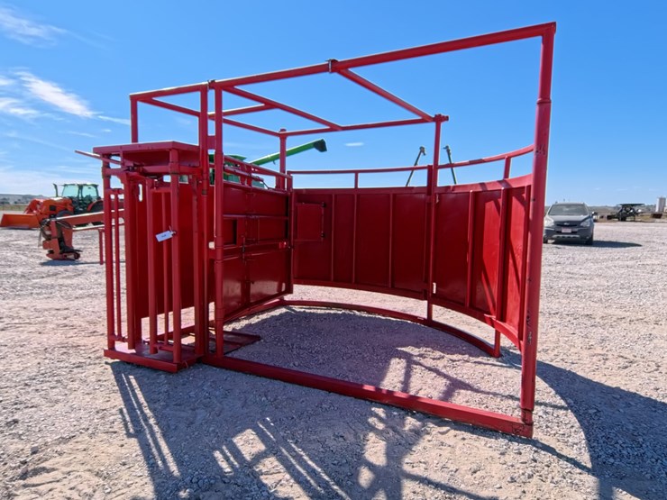 #2075-•-ranchers-livestock-equipment-calving-pen/-tub-image-6
