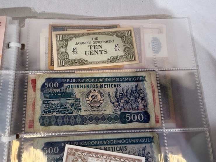 #40309-•-foreign-currency-bank-notes-image-142