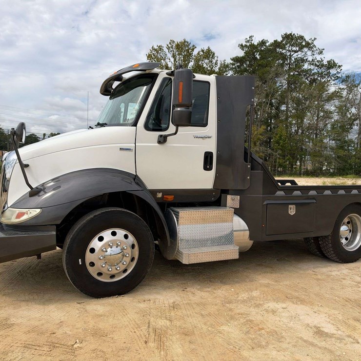 2010 INTERNATIONAL TRANSTAR 8600
