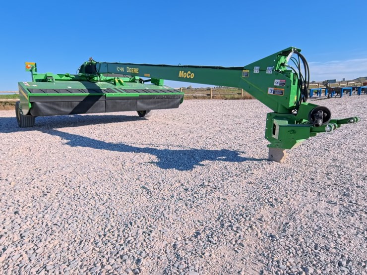 2019-john-deere-956-image-6