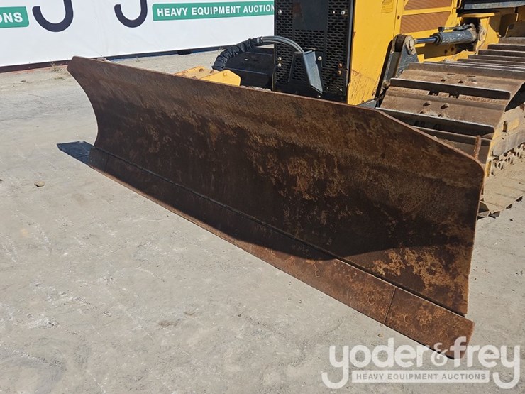 2018-deere-650k-image-10