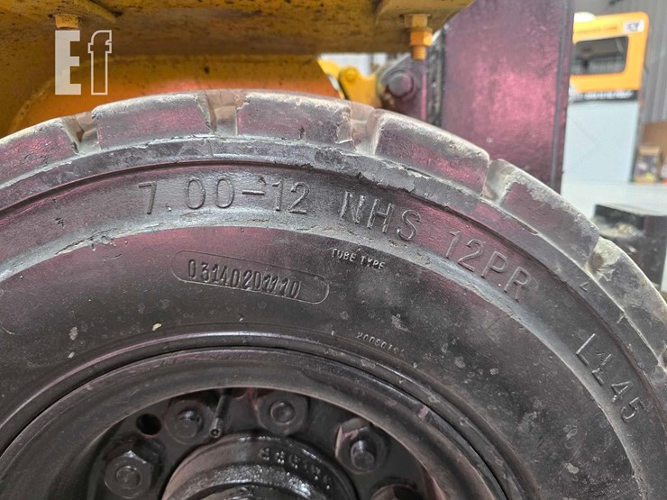 caterpillar-forklift-3681-image-23