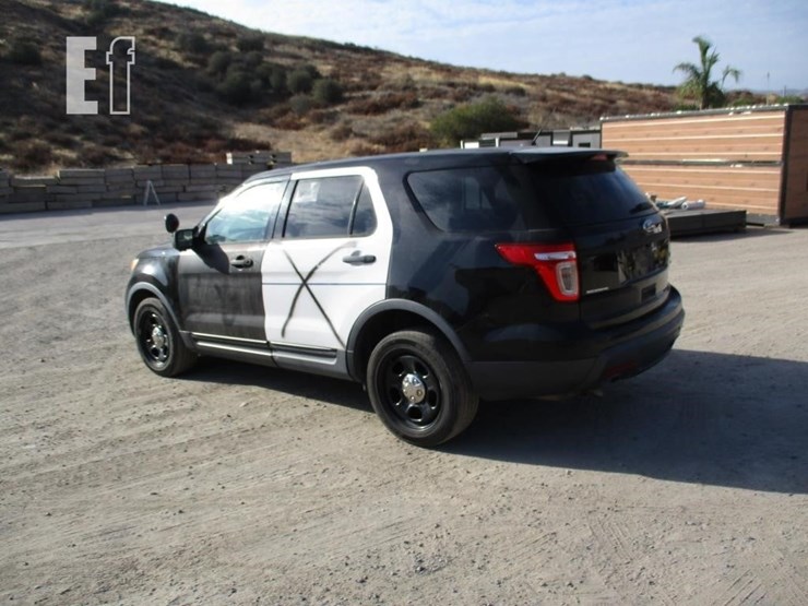 2014-ford-explorer-image-4