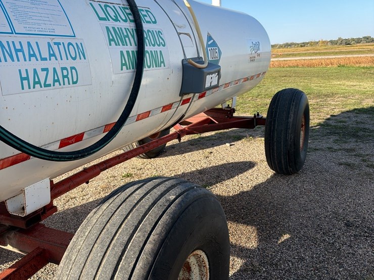 11-9-1450-gallon-nh3-tank-16.5l---16.1-sl-tires-image-8