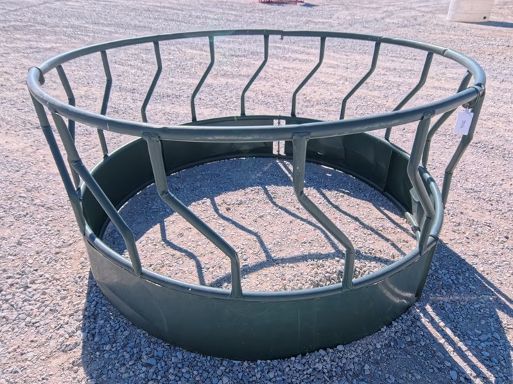 #2077-•-behlen-country-bale-ring-feeder-image-2